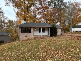 1008 Tyree Ct S, White House, TN 37188