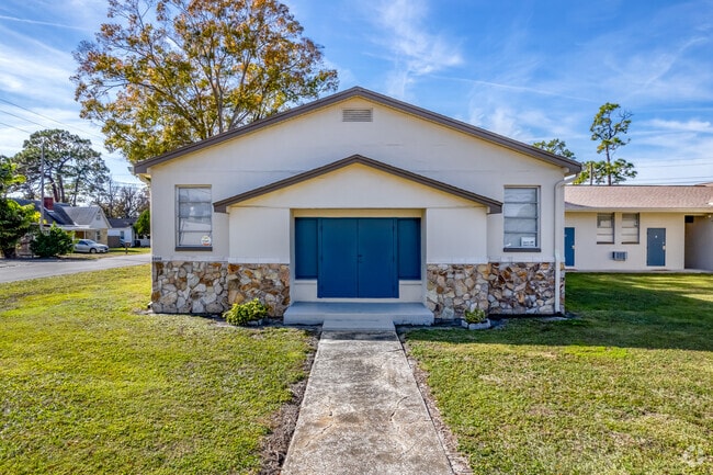 New Creation Academy teaches K-1st graders.