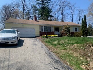 32 Mayflower Dr, Milford, NH 03055