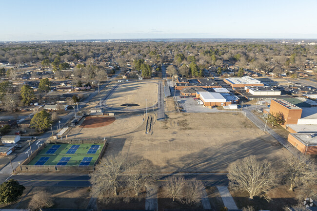 Austin Junior High School