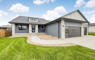 1517 S Kathryn Ave, Sioux Falls, SD 57106