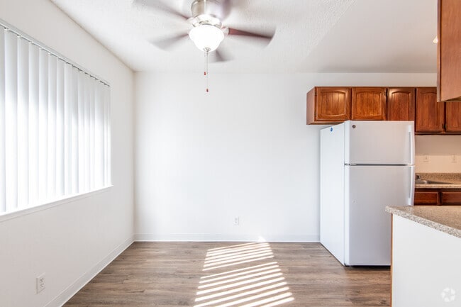 Peachwood, Fairfield, CA 94533 - photo 6