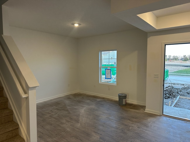 1237 Owens Way, Plain City, OH 43064 - photo 3