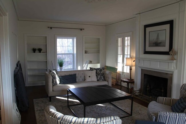 1029 N Noyes Blvd, Saint Joseph, MO 64506 - photo 4