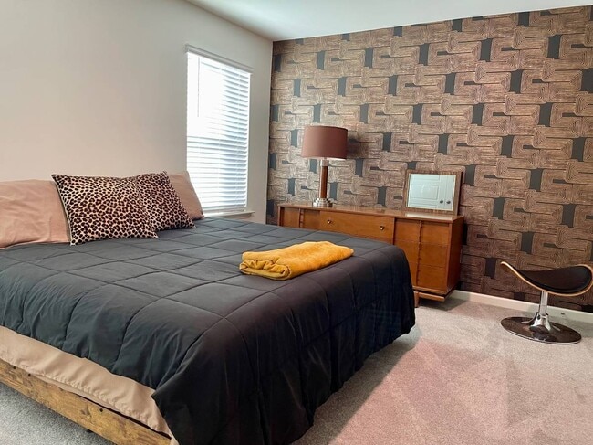 2015 Rockface Way, Durham, NC 27703 - photo 3