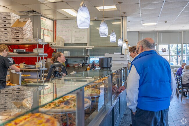 For a quick lunch in Ashland, stop in Vito's Pizza for a slice or a cheesesteak.