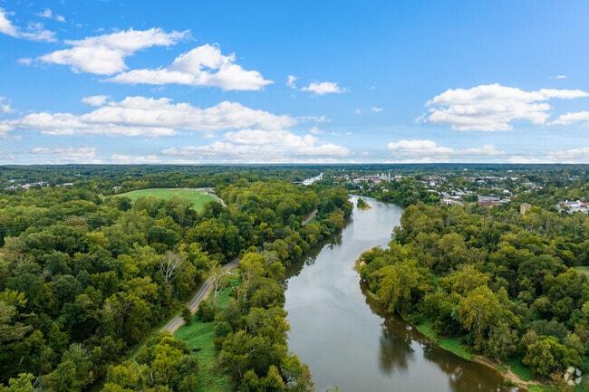Leeland is situated along the Rappahannock River near Fredericksburg.