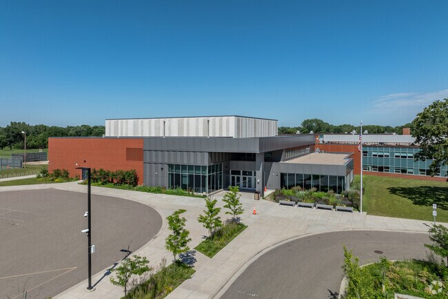 St. Louis Park Middle School serves grades 6-8.