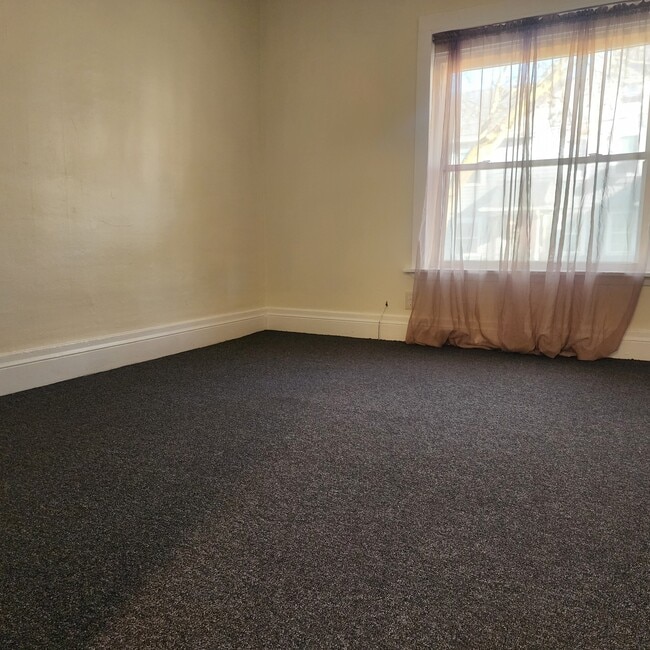 113 Sterling St, Rochester, NY 14606 - photo 3