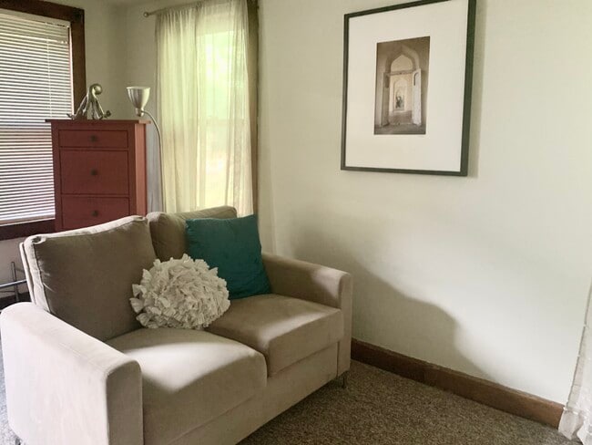 505 S Rogers St unit 2, Bloomington, IN 47403 - photo 4