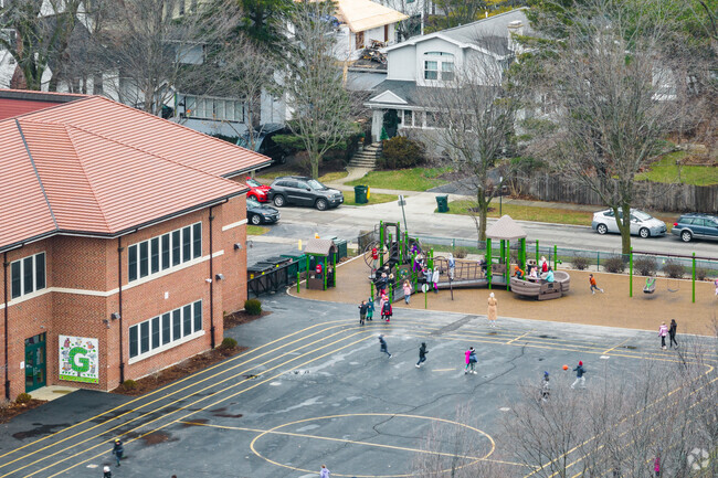 Greeley Elementary School has 279 students in enrollment.