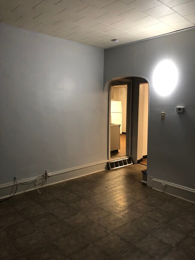 306 Fram St, Pittsburgh, PA 15208 - photo 6