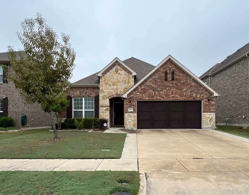 6615 Rutledge Rd, Garland, TX 75044 - photo 1