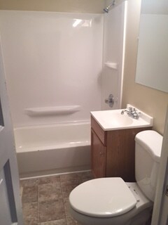 432 S Franklin St, Hanover, PA 17331 - photo 5