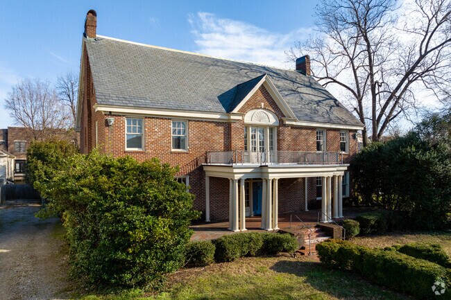 Some of the colonial-style homes in the Capital District were built as early as 1909.