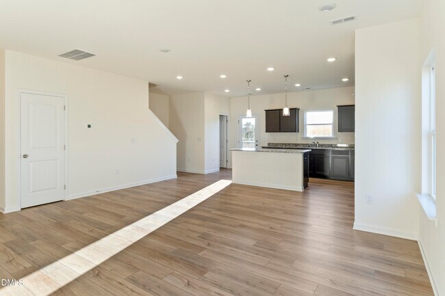 136 Bruce Dr, Dunn, NC 28334 - photo 7