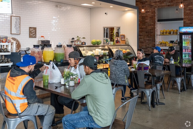 Grab Mexican fare at Los Ruizeñores Restaurant in Sylmar.