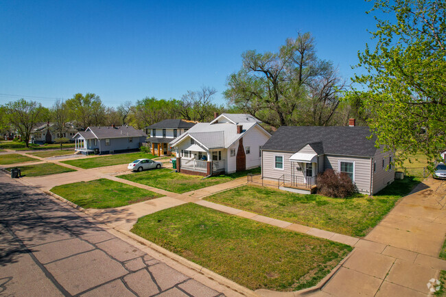Find a wide variety of Delano homes to choose from.