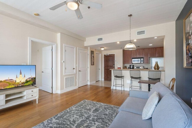 925 Common St unit ID1266909P, New Orleans, LA 70112 - photo 4