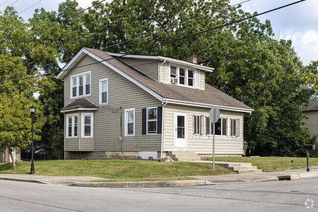 Renovated and updated Craftsman-style homes in Amercrest near Columbus.