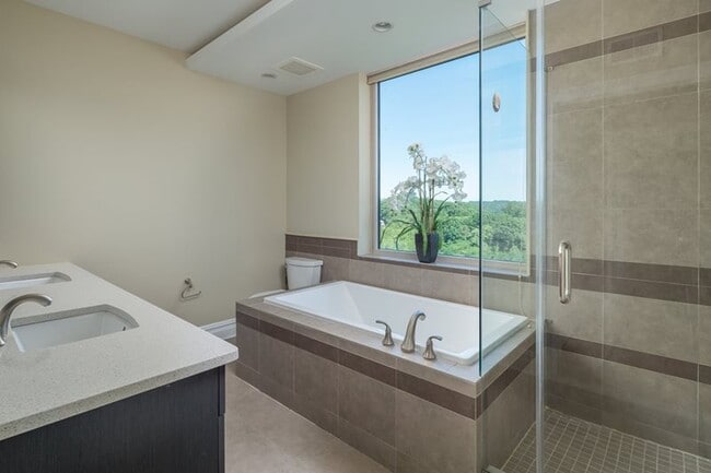 Skyline Ridge, Springfield, NJ 07081 - photo 6