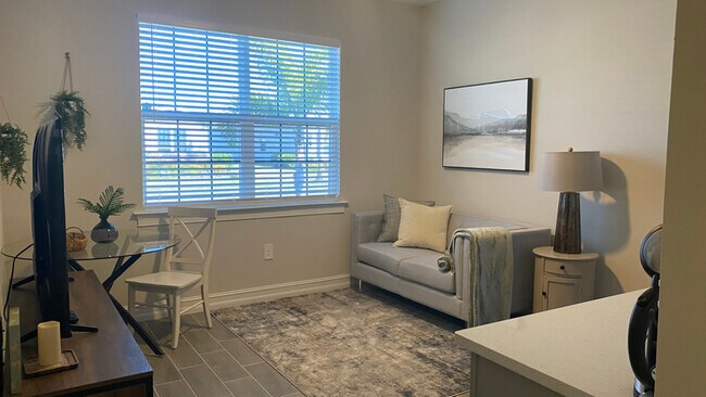 16068 Crofton Spgs Way unit 2, Port Charlotte, FL 33953 - photo 3