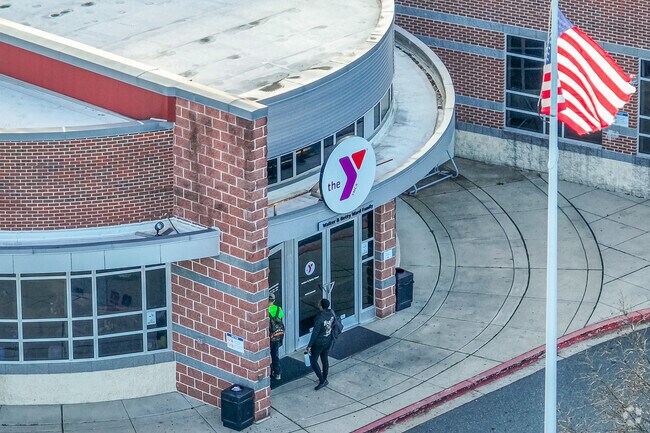 The Ward Y in Abingdon offers a variety of amenities for the community.