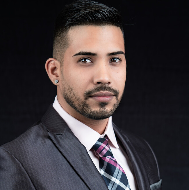 Agent Photo