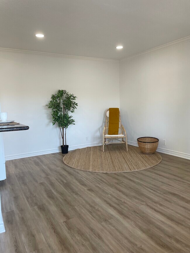 1BR/1BA