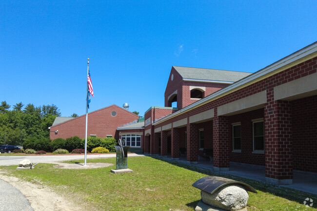 Lisbon Community School has an overall grade of C+ on Niche.