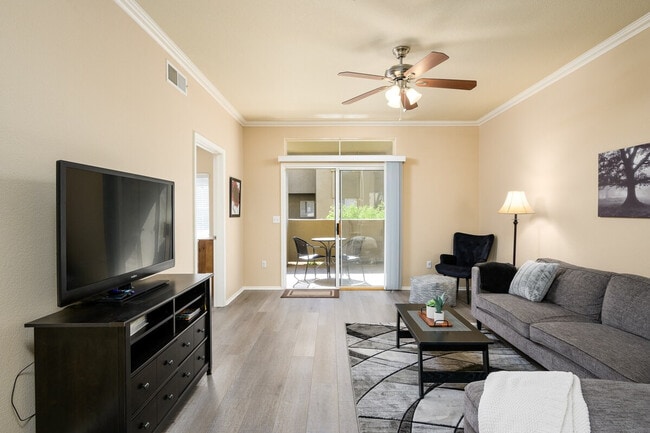 5335 E Shea Blvd unit ID1255433P, Scottsdale, AZ 85254 - photo 2