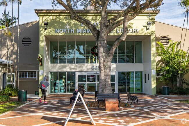 North Miami Public Library serves the residents of North Miami with great programs.