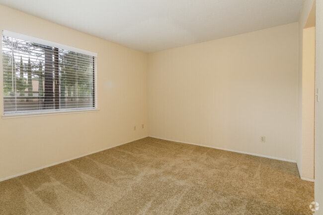 Huntington Square, Citrus Heights, CA 95621 - photo 7
