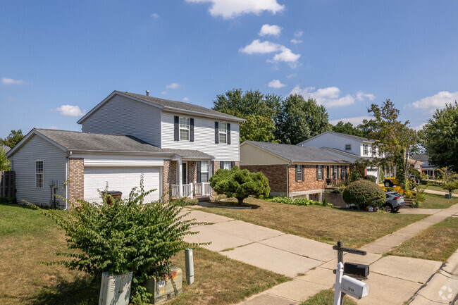 A row of homes shows off the variety of architecture in Groesbeck.