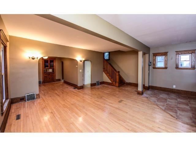 955 18th Ave SE, Minneapolis, MN 55414 - photo 2