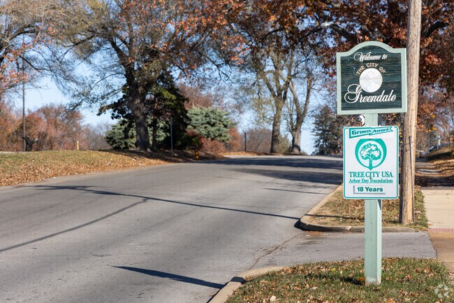 Welcome to the City of Greendale, a Tree City USA award recipient for the last 18 years.