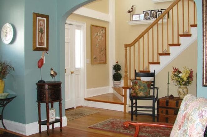 4 Warren St unit 4 Warren St Unit B, Newburyport, MA 01950 - photo 1