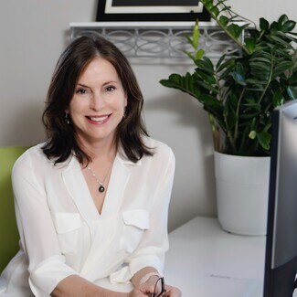 Anne Collins Albimino