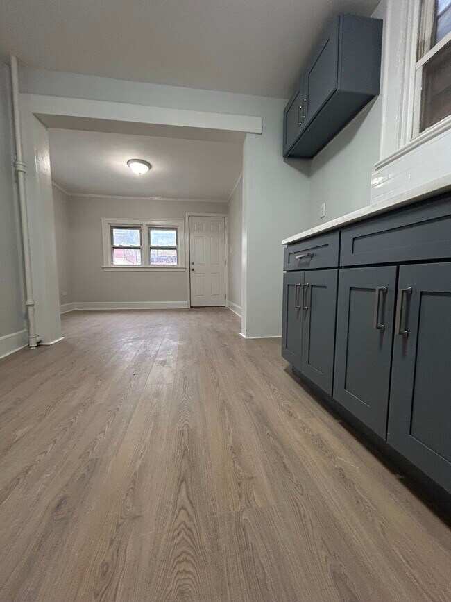 243 Smith St unit 2, Newark, NJ 07106 - photo 6