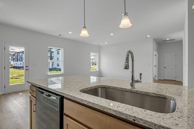 404 Stratford Station Dr, Lebanon, TN 37087 - photo 7