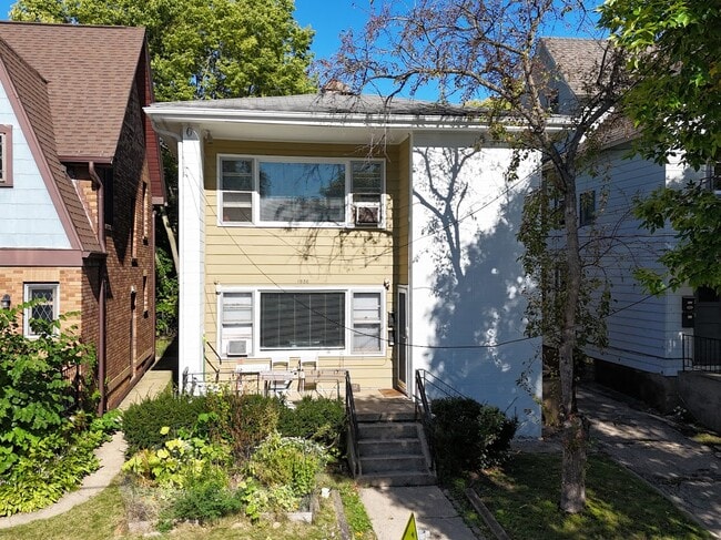 1030 E Johnson St unit 1, Madison, WI 53703 - photo 2