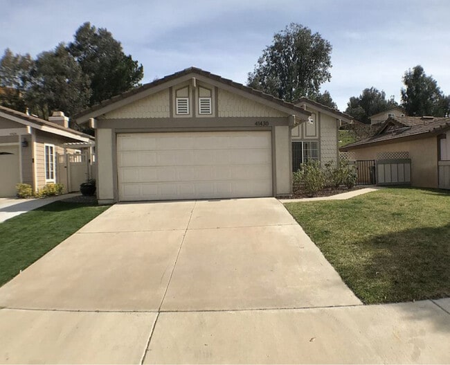 41430 Avenida de la Reina, Temecula, CA 92592 - photo 3