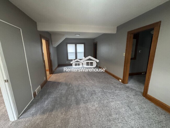 1031 27th Ave SE, Minneapolis, MN 55414 - photo 6