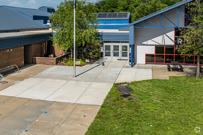 Prairie Park Elementary School has great afterschool programs for  the kids.