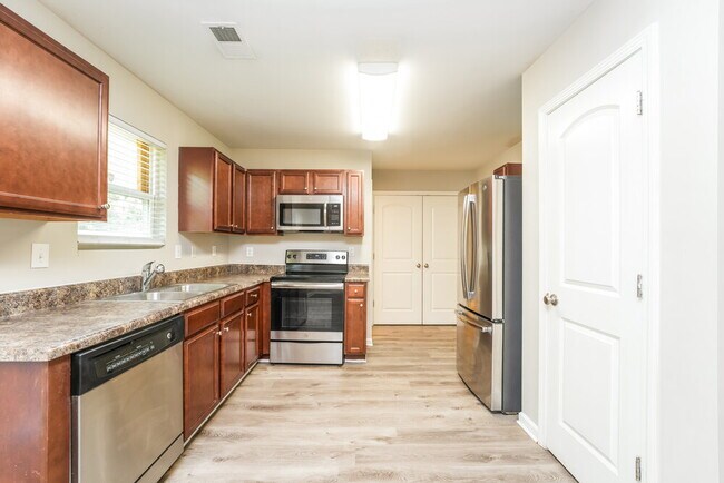 1223 To Lani Path, Stone Mountain, GA 30083 - photo 7