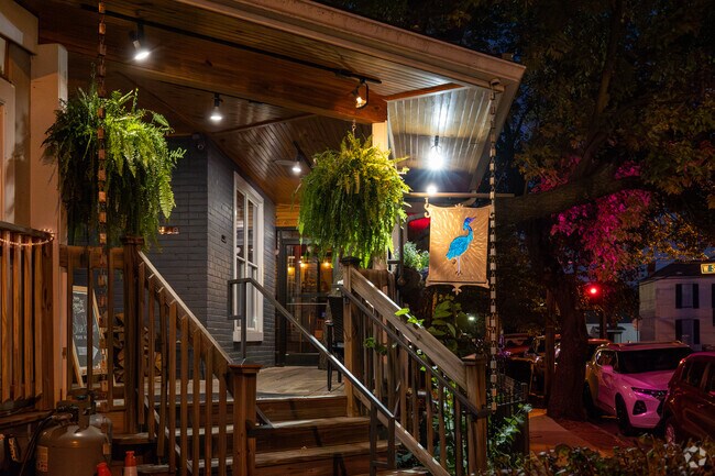 Blue Heron Steakhouse has been serving Northside residents for over 10 years.