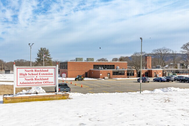 North Rockland High School in Thiells serves about 2,700 students in grades 9-12 with a 15:1 student-teacher ratio.