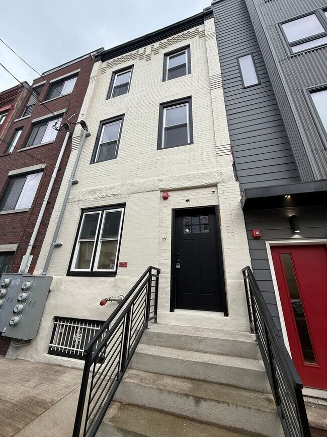 1723 N 25th St, Philadelphia, PA 19121