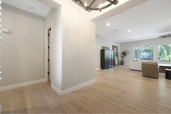 13214 W Rancho Dr, Litchfield Park, AZ 85340 - photo 5