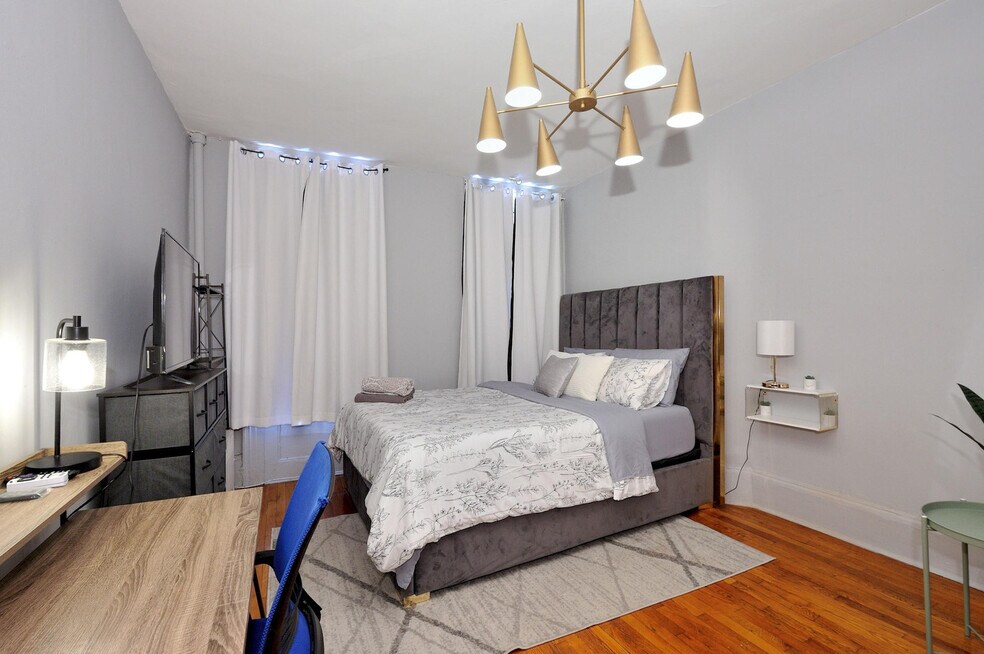 410 E 92nd St unit FL3-ID1039011P, New York, NY 10128 - photo 1
